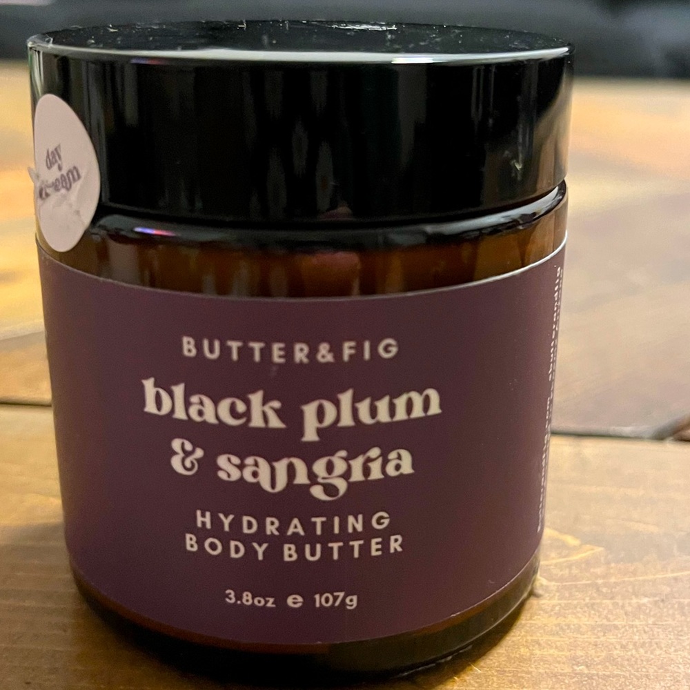 Black plum and sangria body butter. NWT. 3.8oz - Picture 1 of 3